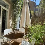 アパート Un Jardin Place De La Comedie